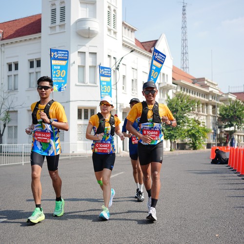 Race photo from SURABAYA ISOPLUS MARATHON 2026