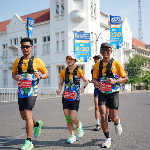 Race photo from SURABAYA ISOPLUS MARATHON 2026