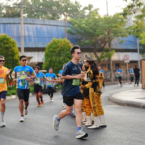 Race photo from SURABAYA ISOPLUS MARATHON 2026