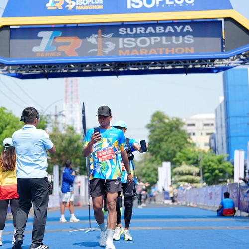 Race photo from SURABAYA ISOPLUS MARATHON 2026