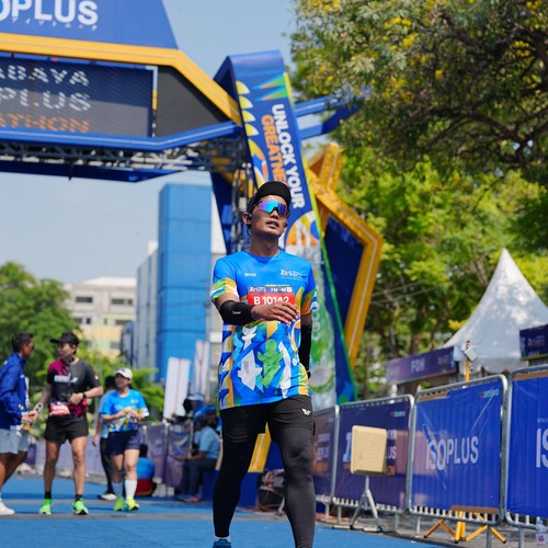 Race photo from SURABAYA ISOPLUS MARATHON 2026