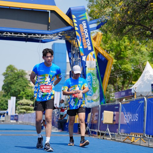 Race photo from SURABAYA ISOPLUS MARATHON 2026