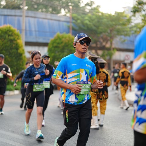 Race photo from SURABAYA ISOPLUS MARATHON 2026