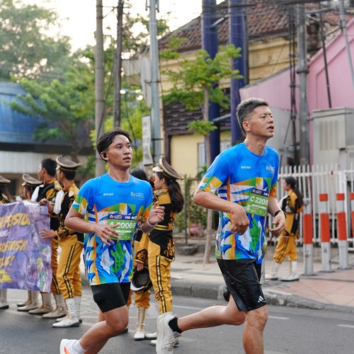 Race photo from SURABAYA ISOPLUS MARATHON 2026
