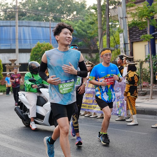Race photo from SURABAYA ISOPLUS MARATHON 2026