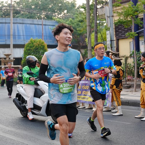 Race photo from SURABAYA ISOPLUS MARATHON 2026