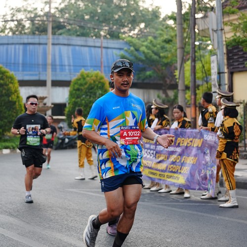 Race photo from SURABAYA ISOPLUS MARATHON 2026