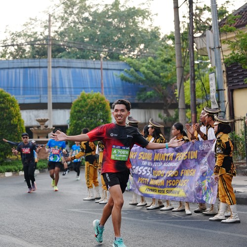 Race photo from SURABAYA ISOPLUS MARATHON 2026