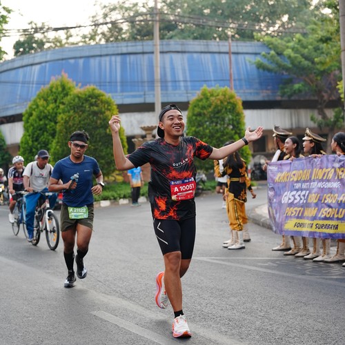 Race photo from SURABAYA ISOPLUS MARATHON 2026