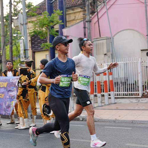 Race photo from SURABAYA ISOPLUS MARATHON 2026