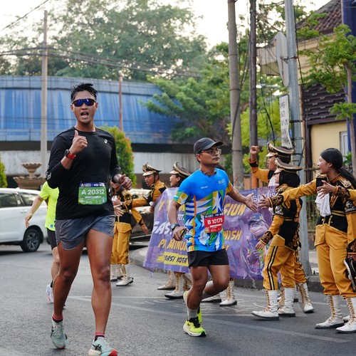 Race photo from SURABAYA ISOPLUS MARATHON 2026
