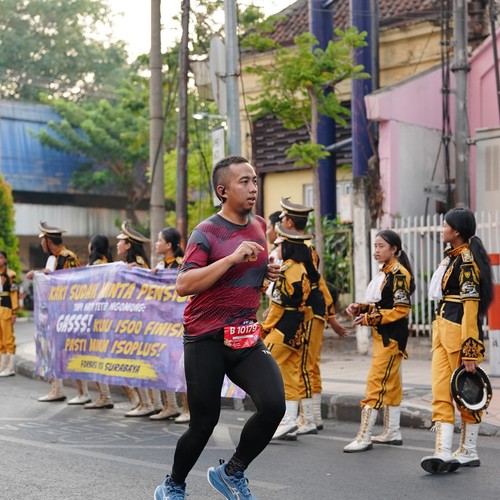 Race photo from SURABAYA ISOPLUS MARATHON 2026