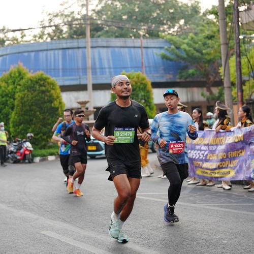 Race photo from SURABAYA ISOPLUS MARATHON 2026