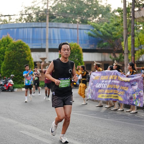 Race photo from SURABAYA ISOPLUS MARATHON 2026