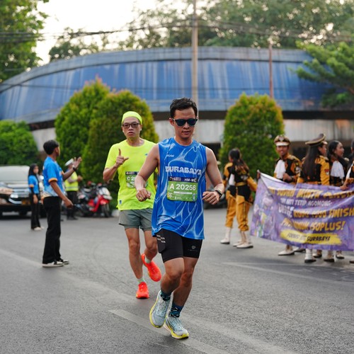 Race photo from SURABAYA ISOPLUS MARATHON 2026