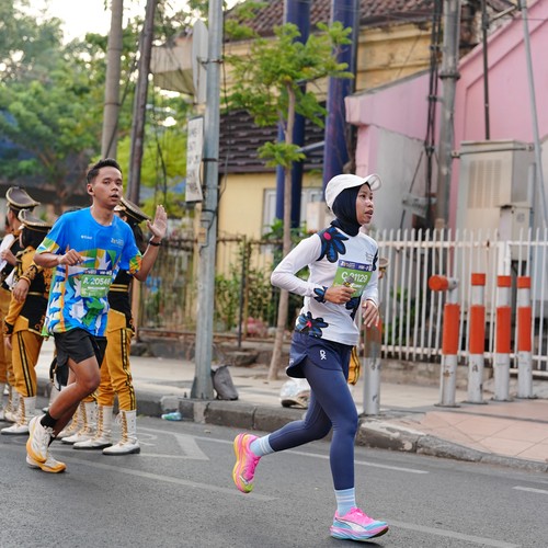 Race photo from SURABAYA ISOPLUS MARATHON 2026