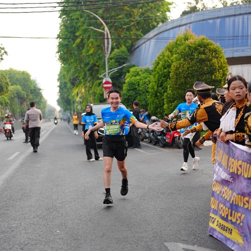 Race photo from SURABAYA ISOPLUS MARATHON 2026
