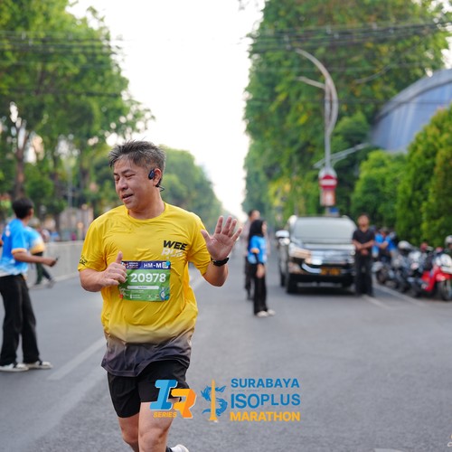 Race photo from SURABAYA ISOPLUS MARATHON 2026