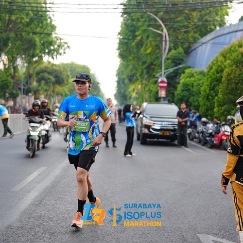 Race photo from SURABAYA ISOPLUS MARATHON 2026