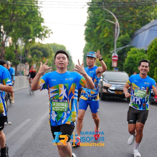 Race photo from SURABAYA ISOPLUS MARATHON 2026