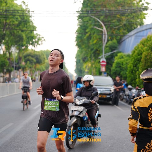 Race photo from SURABAYA ISOPLUS MARATHON 2026