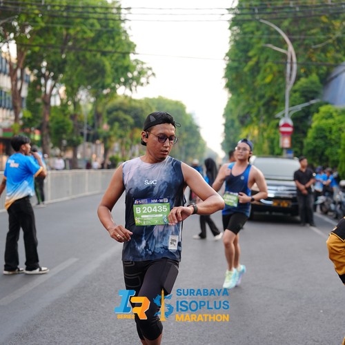 Race photo from SURABAYA ISOPLUS MARATHON 2026