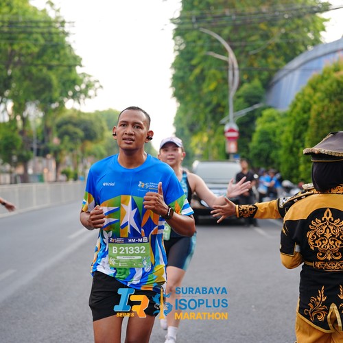 Race photo from SURABAYA ISOPLUS MARATHON 2026