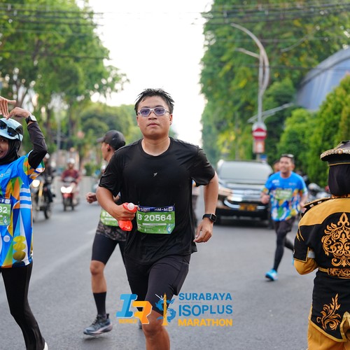 Race photo from SURABAYA ISOPLUS MARATHON 2026