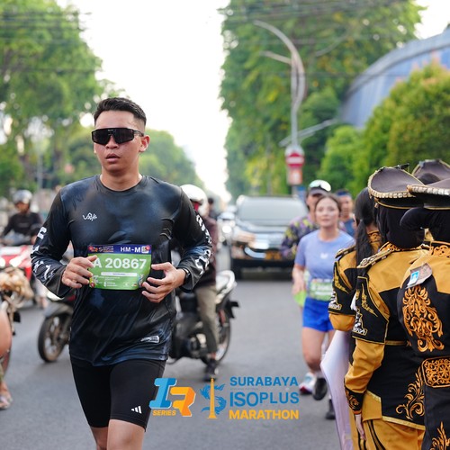 Race photo from SURABAYA ISOPLUS MARATHON 2026