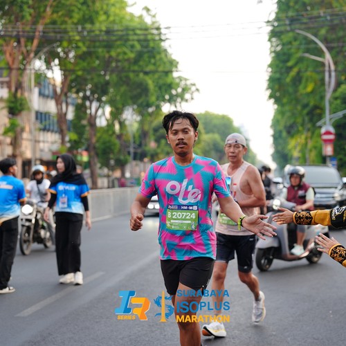 Race photo from SURABAYA ISOPLUS MARATHON 2026