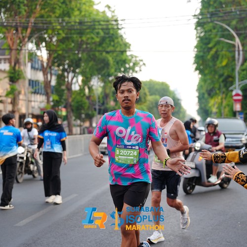 Race photo from SURABAYA ISOPLUS MARATHON 2026