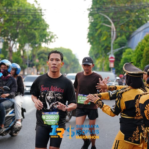 Race photo from SURABAYA ISOPLUS MARATHON 2026