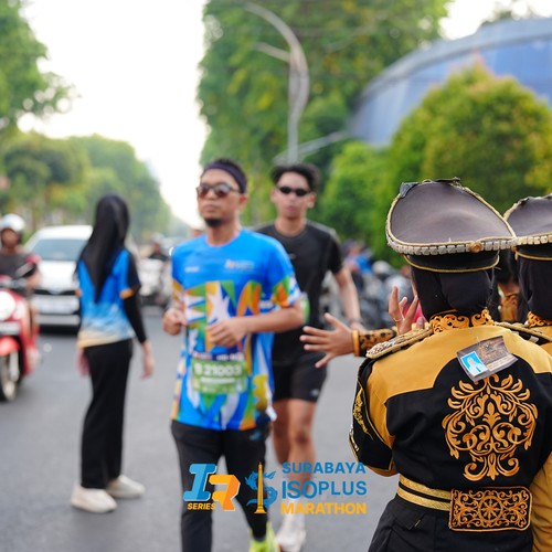 Race photo from SURABAYA ISOPLUS MARATHON 2026
