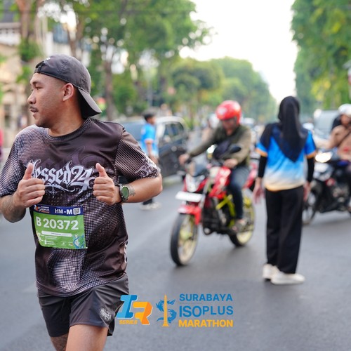 Race photo from SURABAYA ISOPLUS MARATHON 2026