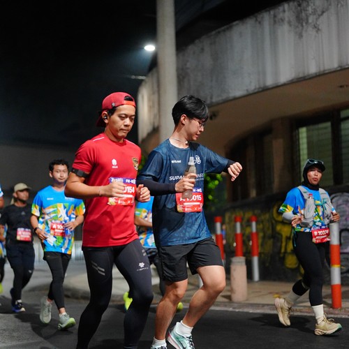 Race photo from SURABAYA ISOPLUS MARATHON 2026