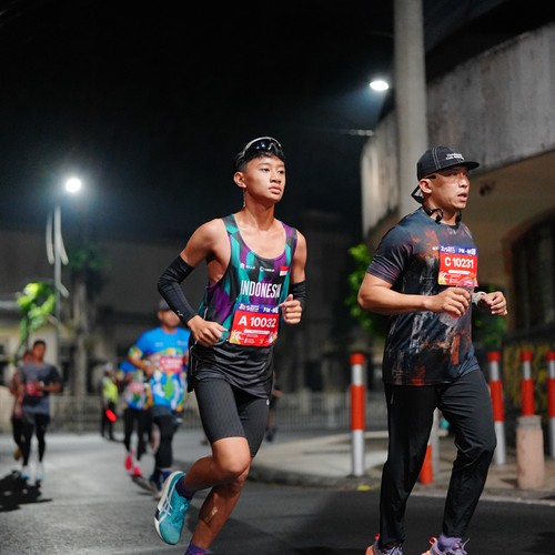 Race photo from SURABAYA ISOPLUS MARATHON 2026