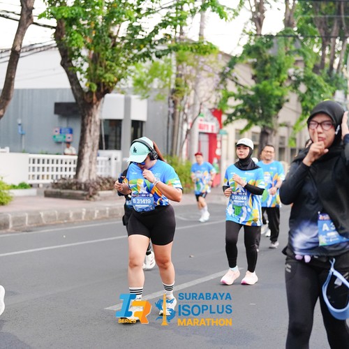 Race photo from SURABAYA ISOPLUS MARATHON 2026