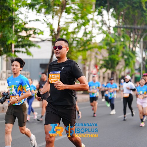 Race photo from SURABAYA ISOPLUS MARATHON 2026