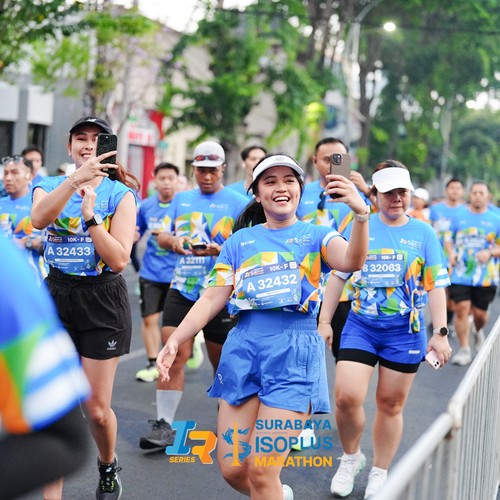 Race photo from SURABAYA ISOPLUS MARATHON 2026