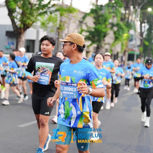 Race photo from SURABAYA ISOPLUS MARATHON 2026