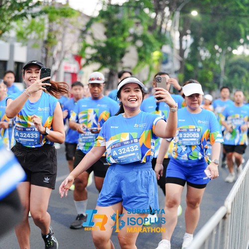 Race photo from SURABAYA ISOPLUS MARATHON 2026