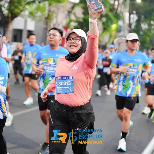 Race photo from SURABAYA ISOPLUS MARATHON 2026