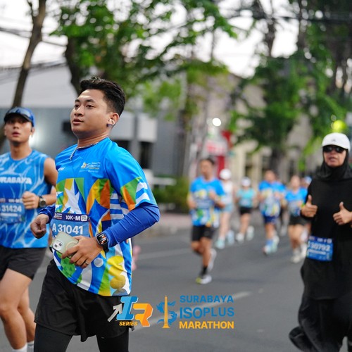 Race photo from SURABAYA ISOPLUS MARATHON 2026