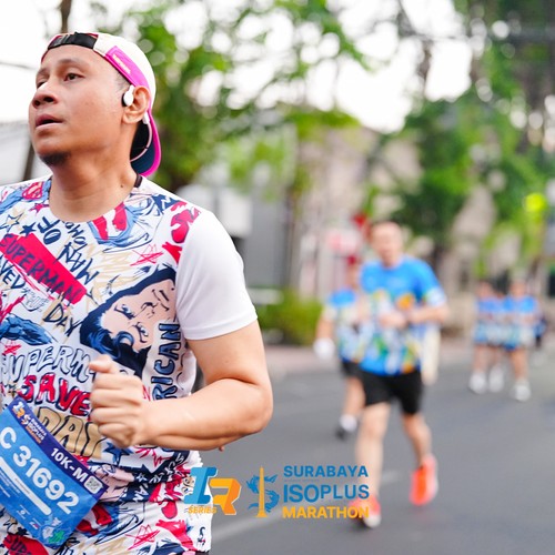 Race photo from SURABAYA ISOPLUS MARATHON 2026