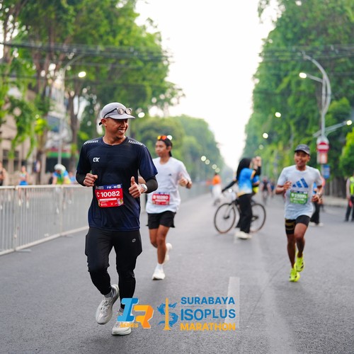 Race photo from SURABAYA ISOPLUS MARATHON 2026