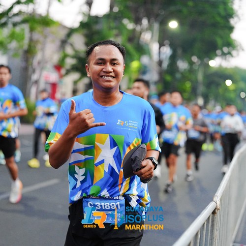 Race photo from SURABAYA ISOPLUS MARATHON 2026