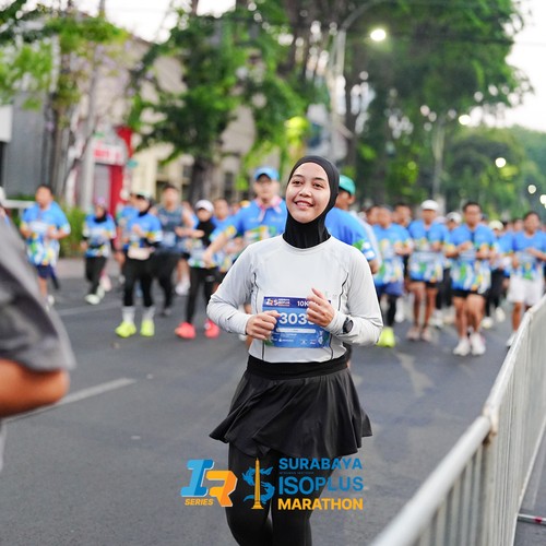 Race photo from SURABAYA ISOPLUS MARATHON 2026