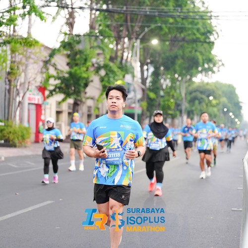 Race photo from SURABAYA ISOPLUS MARATHON 2026