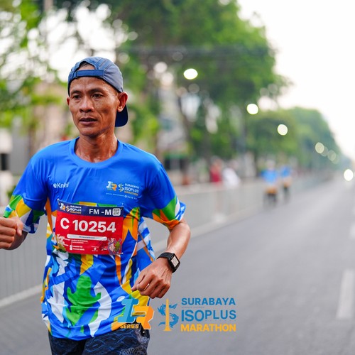 Race photo from SURABAYA ISOPLUS MARATHON 2026