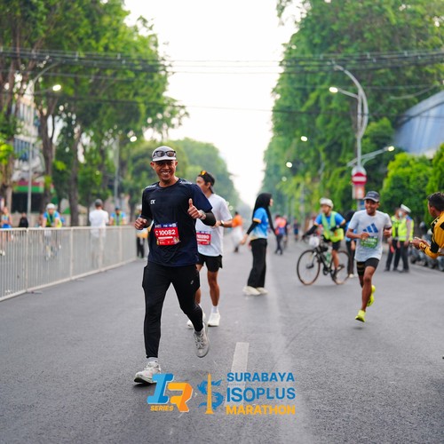 Race photo from SURABAYA ISOPLUS MARATHON 2026